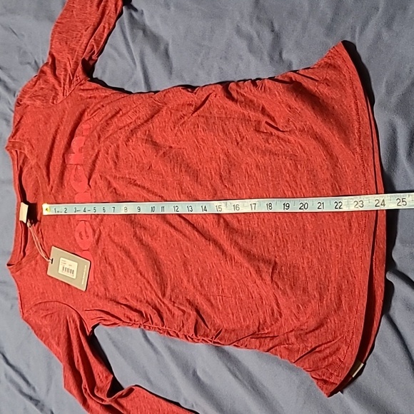 Bench Women's small long sleeve t-shirt with ruched sides, logo, NWT - Picture 9 of 10